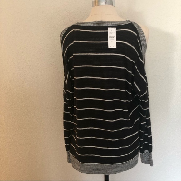 NWT Loft Cold Shoulder Pullover - Picture 5 of 8